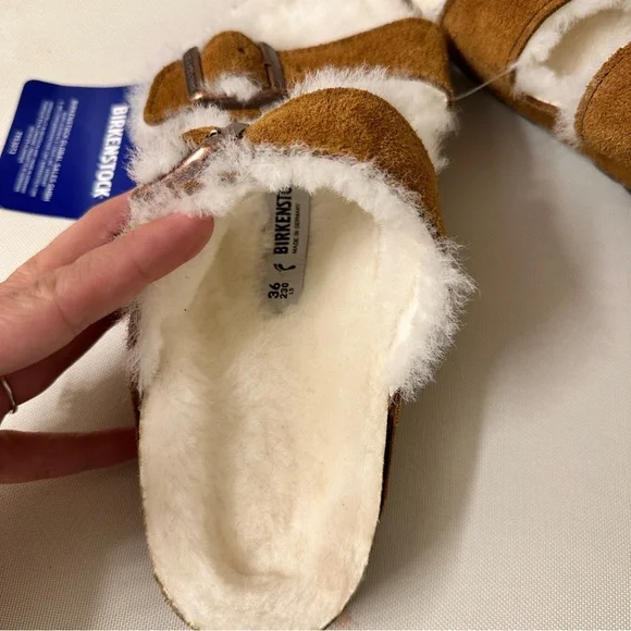 NWT Birkenstock Arizona Fur Lined Shearling Sandals - Picture 8 of 10